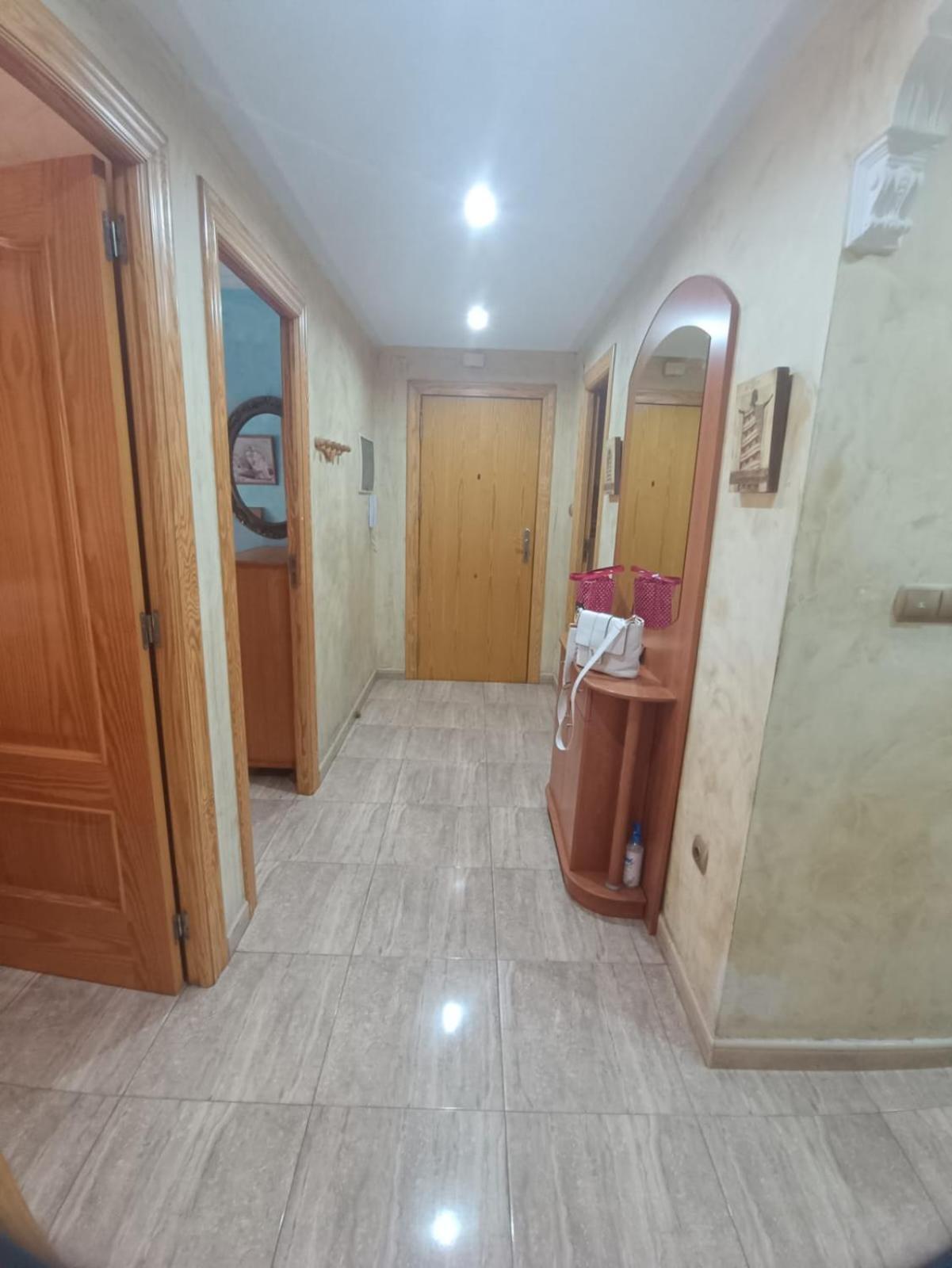 Pet Friendly - Apartamento Centrico Y Cerca De La Playa 산타 폴라 외부 사진