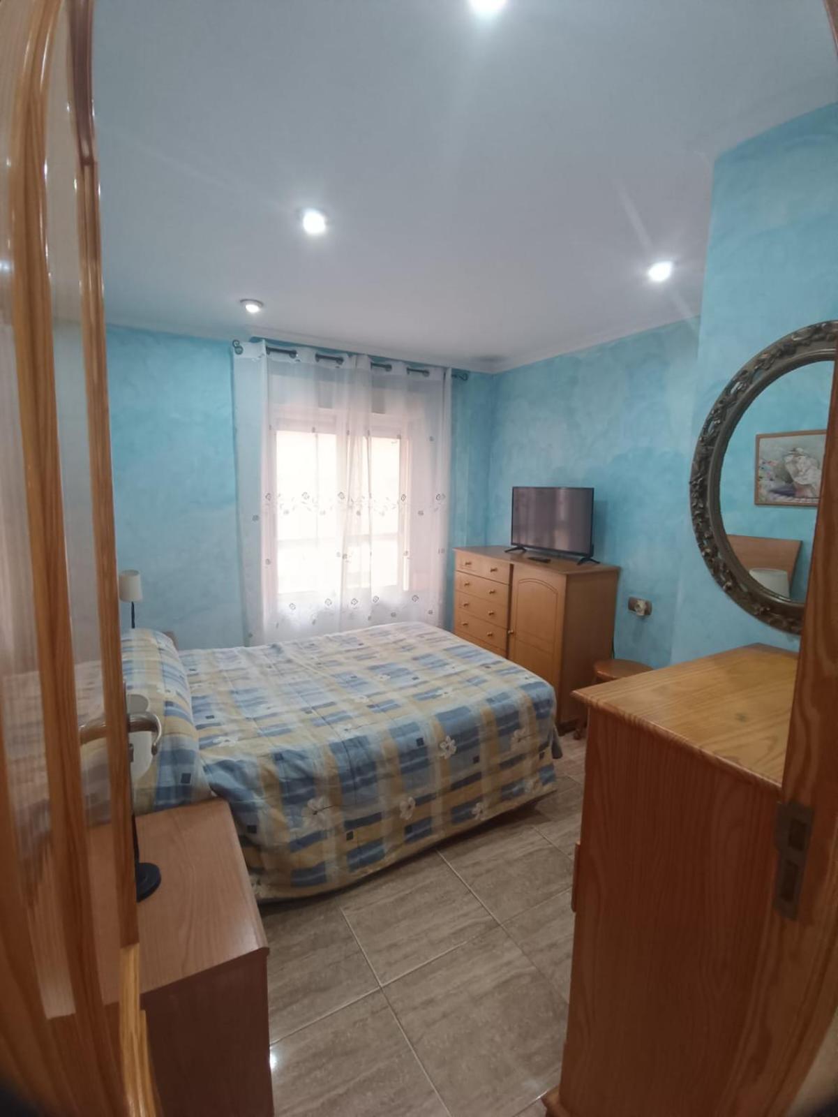 Pet Friendly - Apartamento Centrico Y Cerca De La Playa 산타 폴라 외부 사진