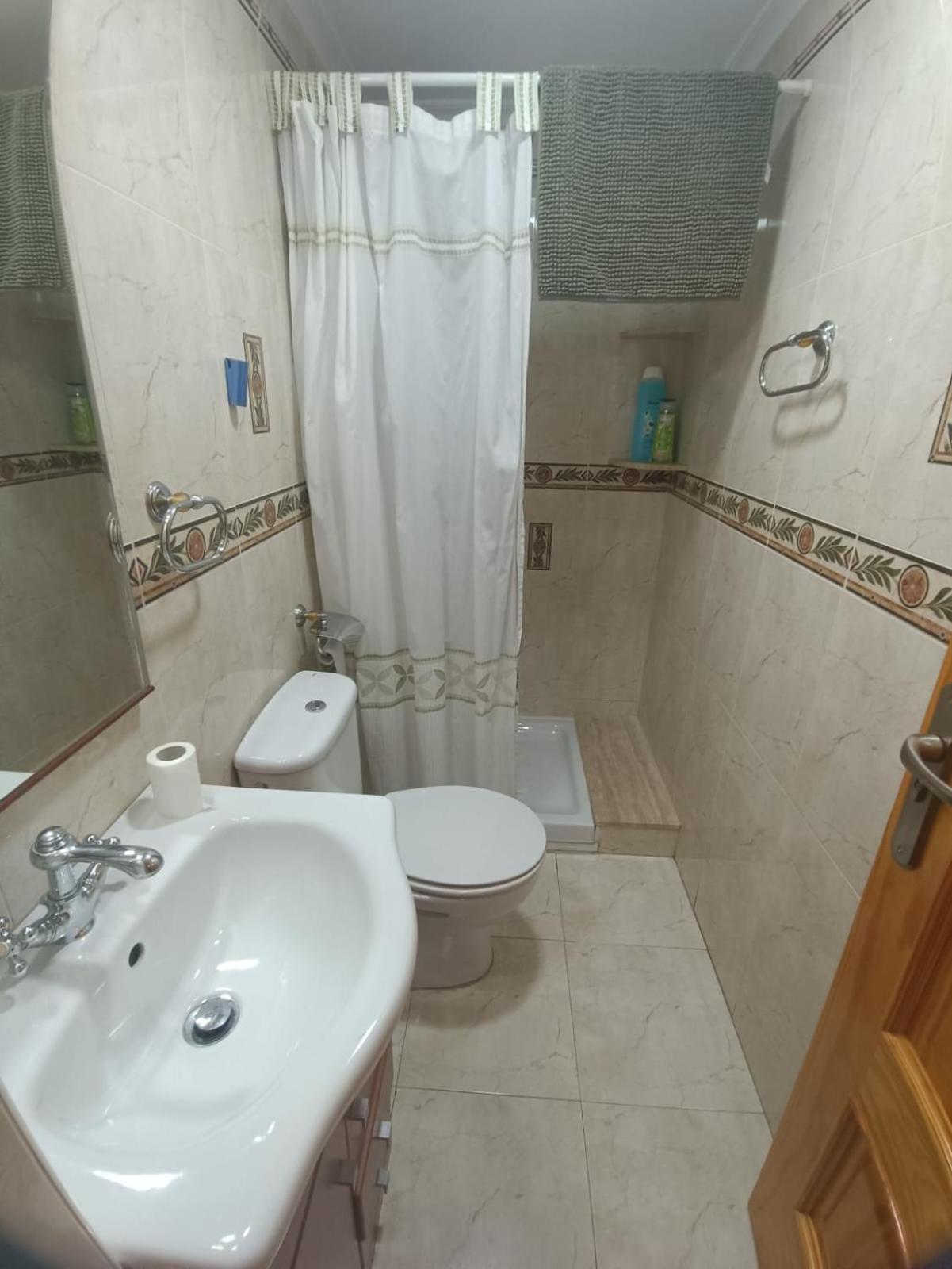 Pet Friendly - Apartamento Centrico Y Cerca De La Playa 산타 폴라 외부 사진